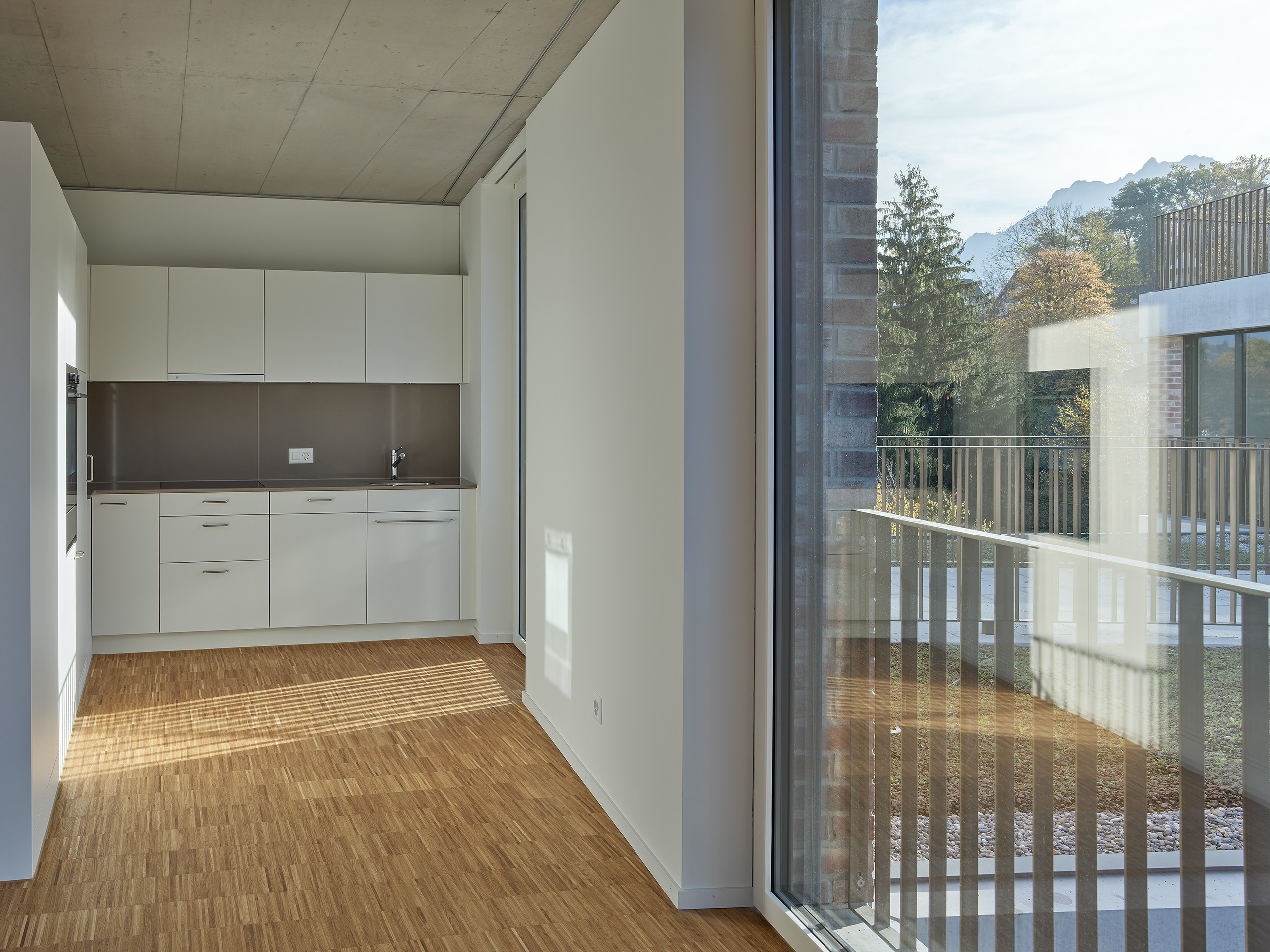 Meletta Strebel Architekten  · Alters- und Pflegewohnungen Elisabethenpark · Luzern · Aufnahmen 10.2022